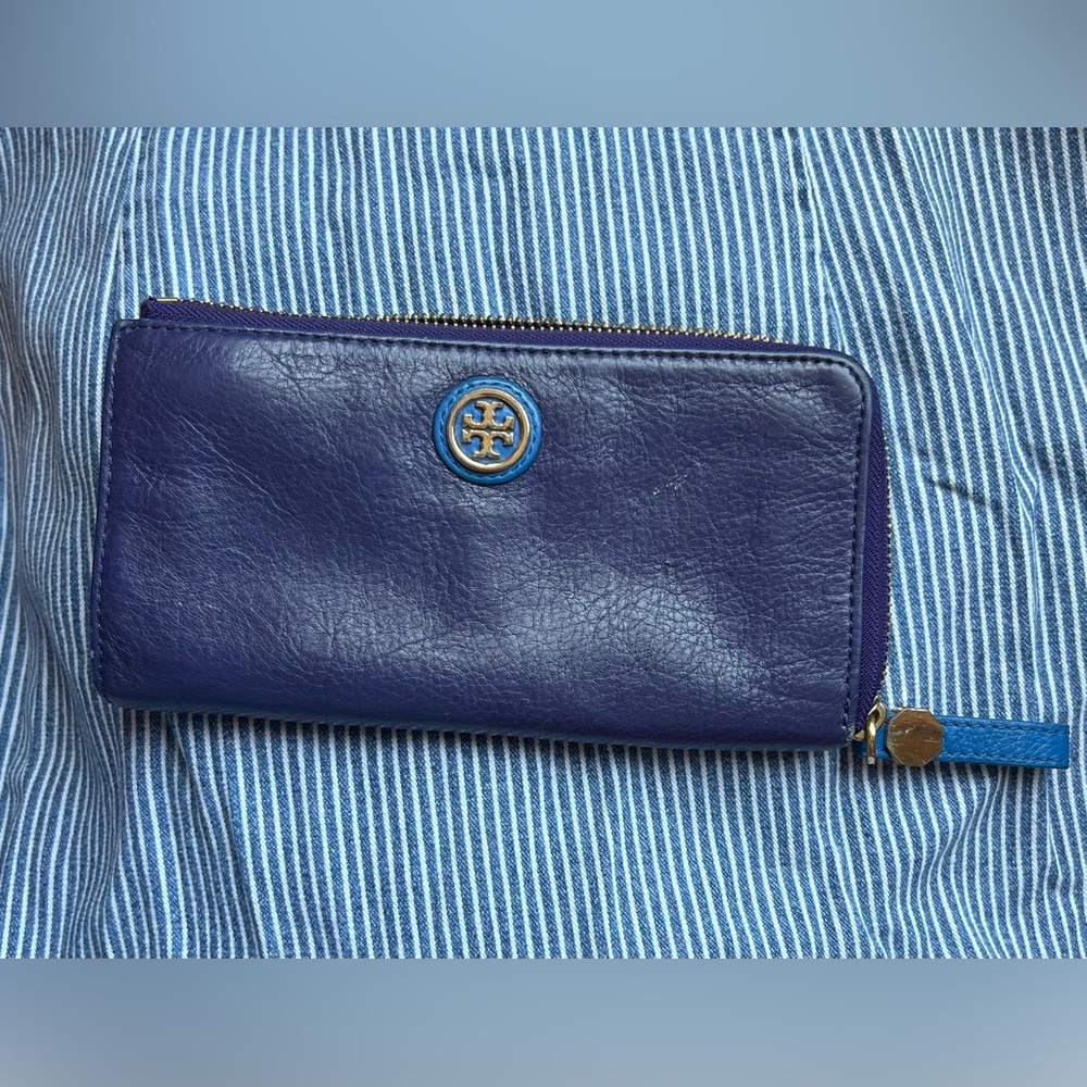 Tory Burch Navy Leather Wallet with Gold Accents